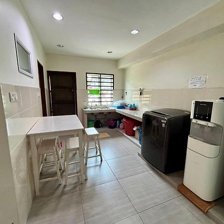 Meng Meng Guesthouse 콴탄 외부 사진