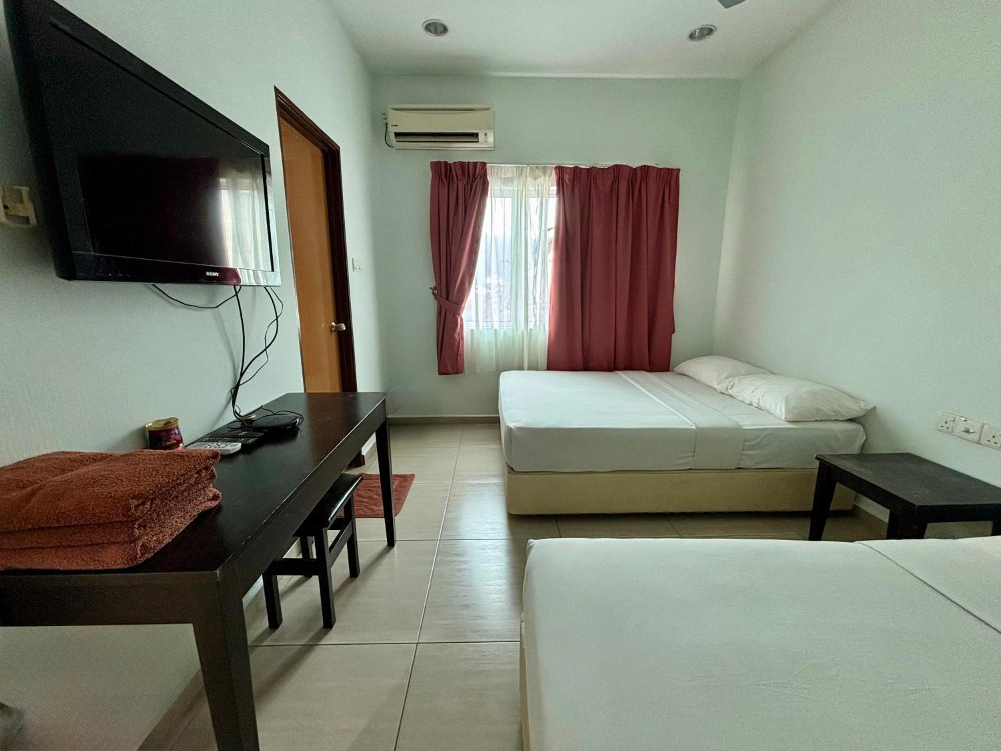 Meng Meng Guesthouse 콴탄 외부 사진