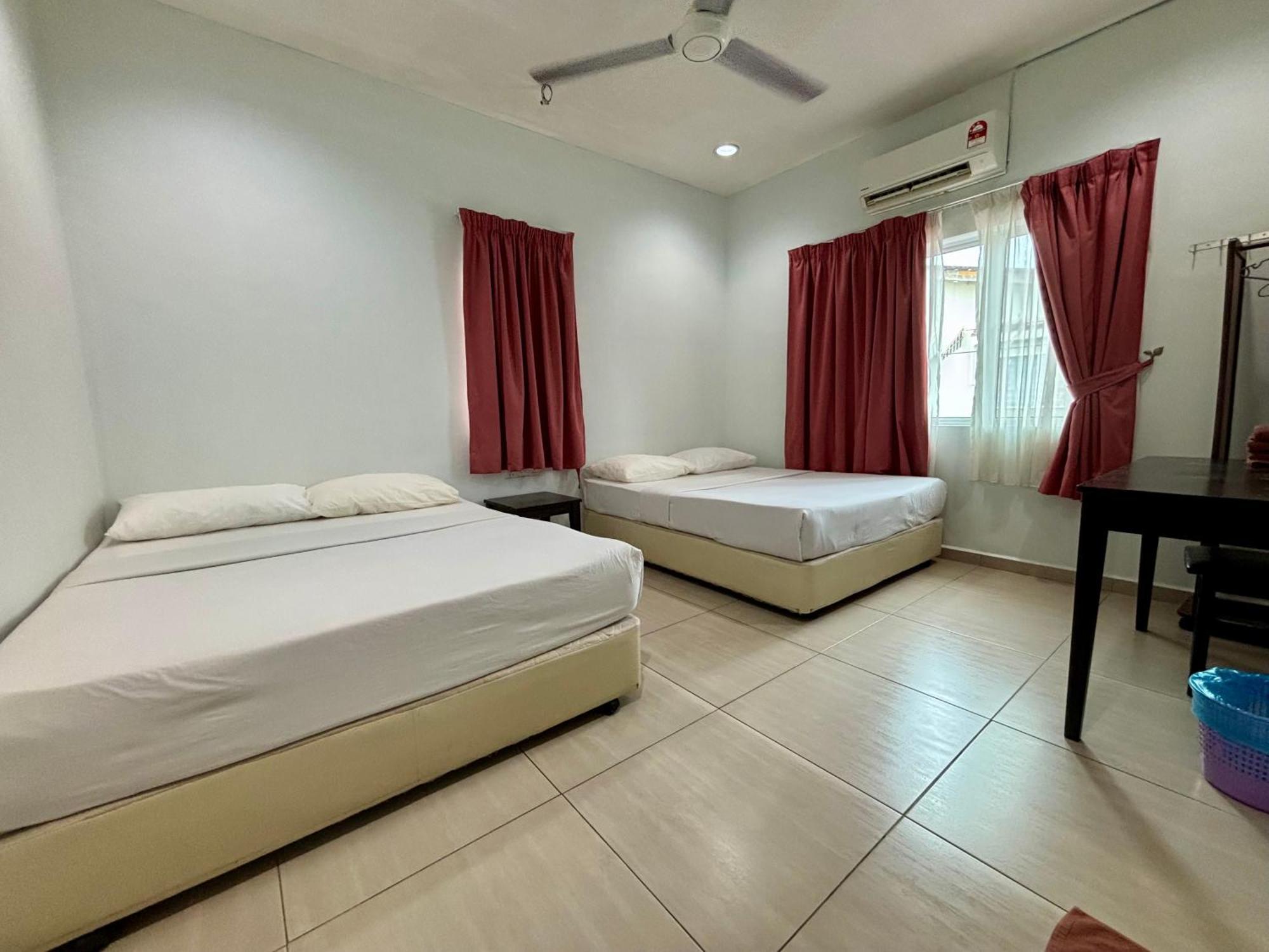 Meng Meng Guesthouse 콴탄 외부 사진