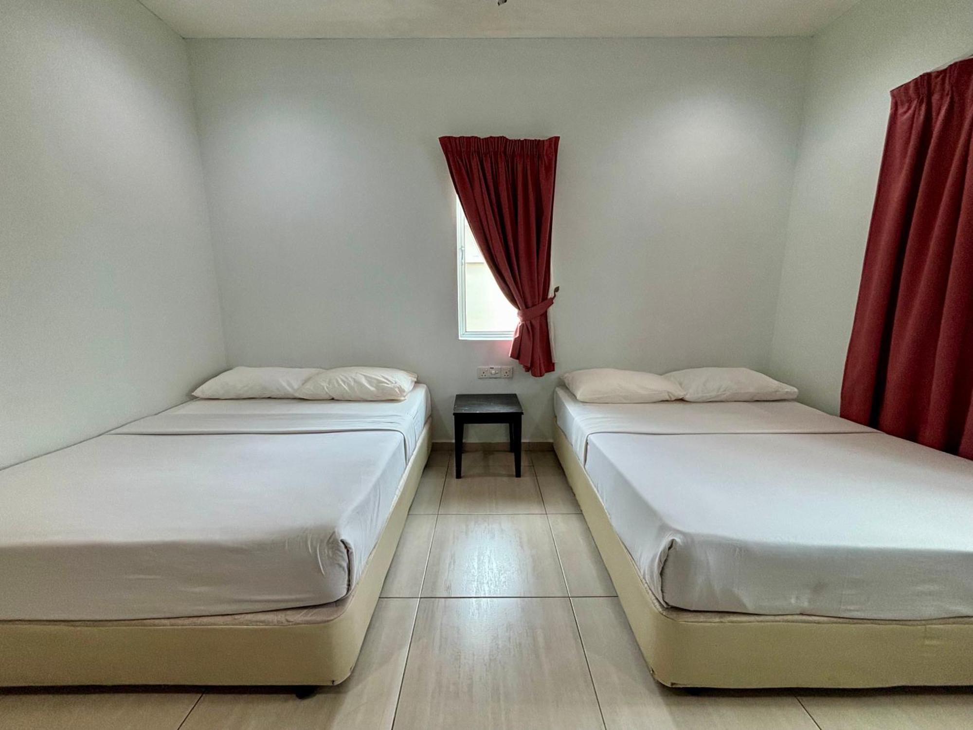 Meng Meng Guesthouse 콴탄 외부 사진