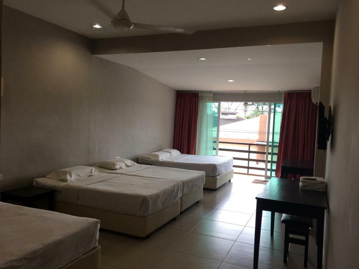Meng Meng Guesthouse 콴탄 외부 사진