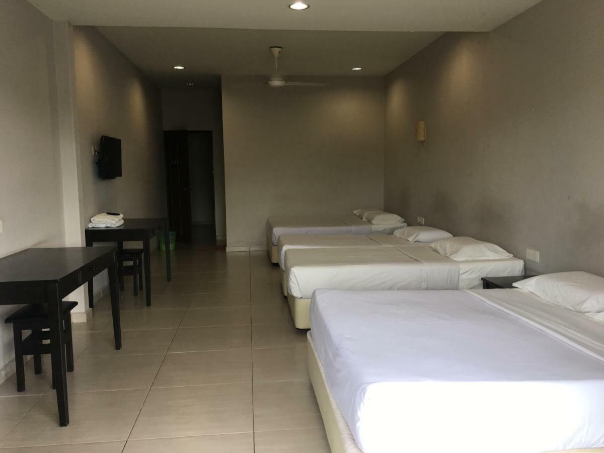 Meng Meng Guesthouse 콴탄 외부 사진